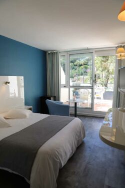 Hotel piscine Lavandou - suite ouest 1 Hotel piscine Lavandou Aiguebelle - suite