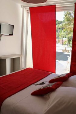 Hotel piscine Lavandou - suite ouest 2 Hotel piscine Lavandou Aiguebelle - suite