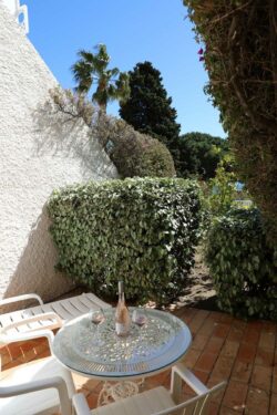 Hotel Lavandou - chambre double en Rez de jardin - Côté mer